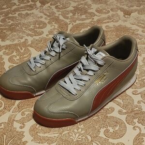 Puma Men's Olive and Rust Sneakers